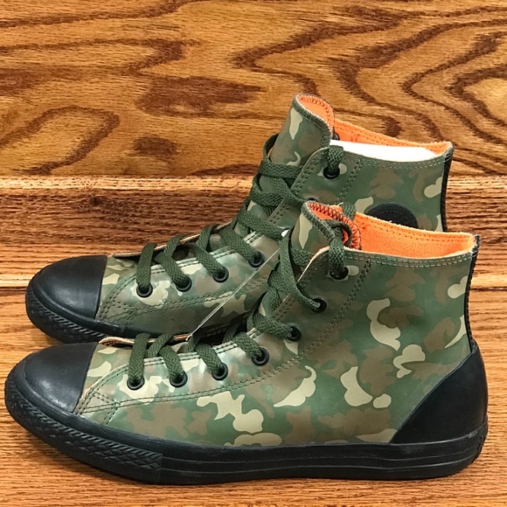 Converse Chuck Taylor All Star Rubber Hi Camo Shoes 651679C Size Junior 6 - Picture 1 of 8